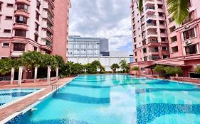 Marina Court Vacation Home 3 Bedrooms - Kota Kinabalu
