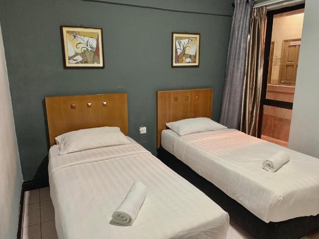 Marina Court Vacation Home 3 Bedrooms - Kota Kinabalu Luaran gambar