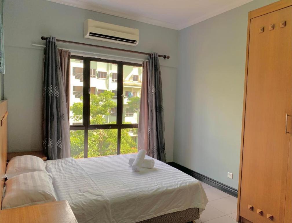 Marina Court Vacation Home 3 Bedrooms - Kota Kinabalu Luaran gambar