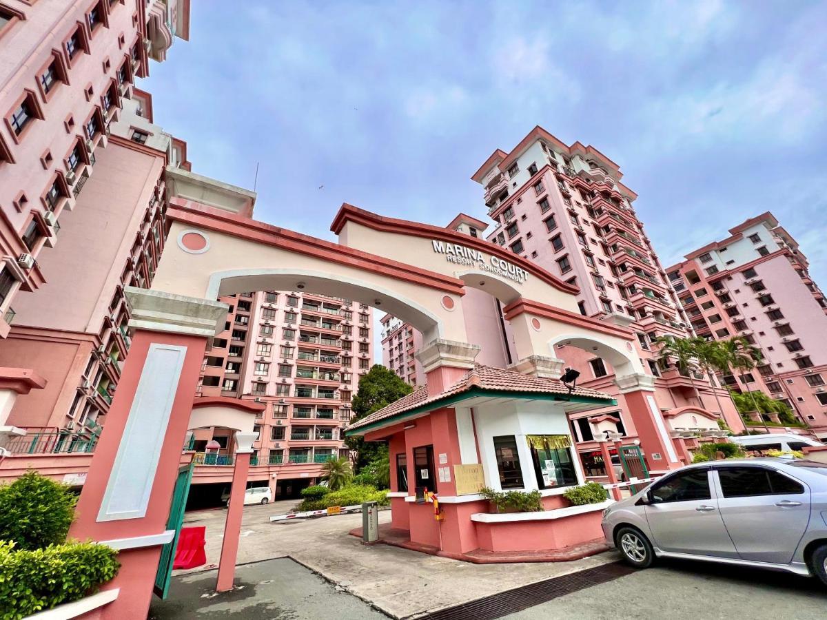 Marina Court Vacation Home 3 Bedrooms - Kota Kinabalu Luaran gambar