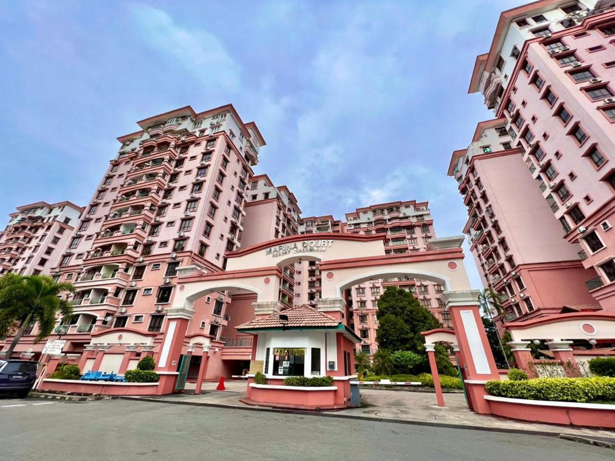 Marina Court Vacation Home 3 Bedrooms - Kota Kinabalu Luaran gambar