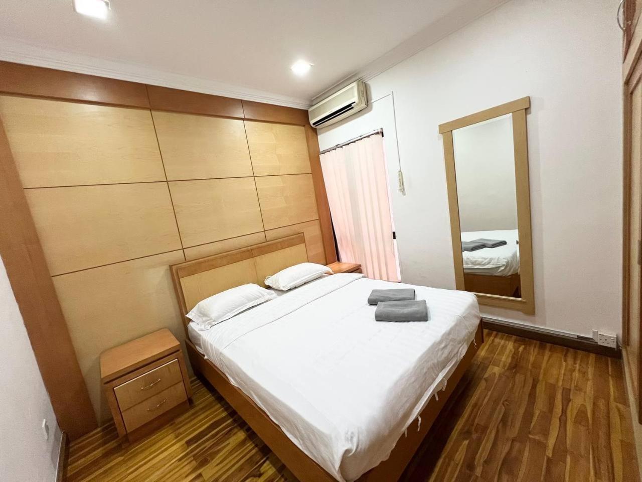 Marina Court Vacation Home 3 Bedrooms - Kota Kinabalu Luaran gambar