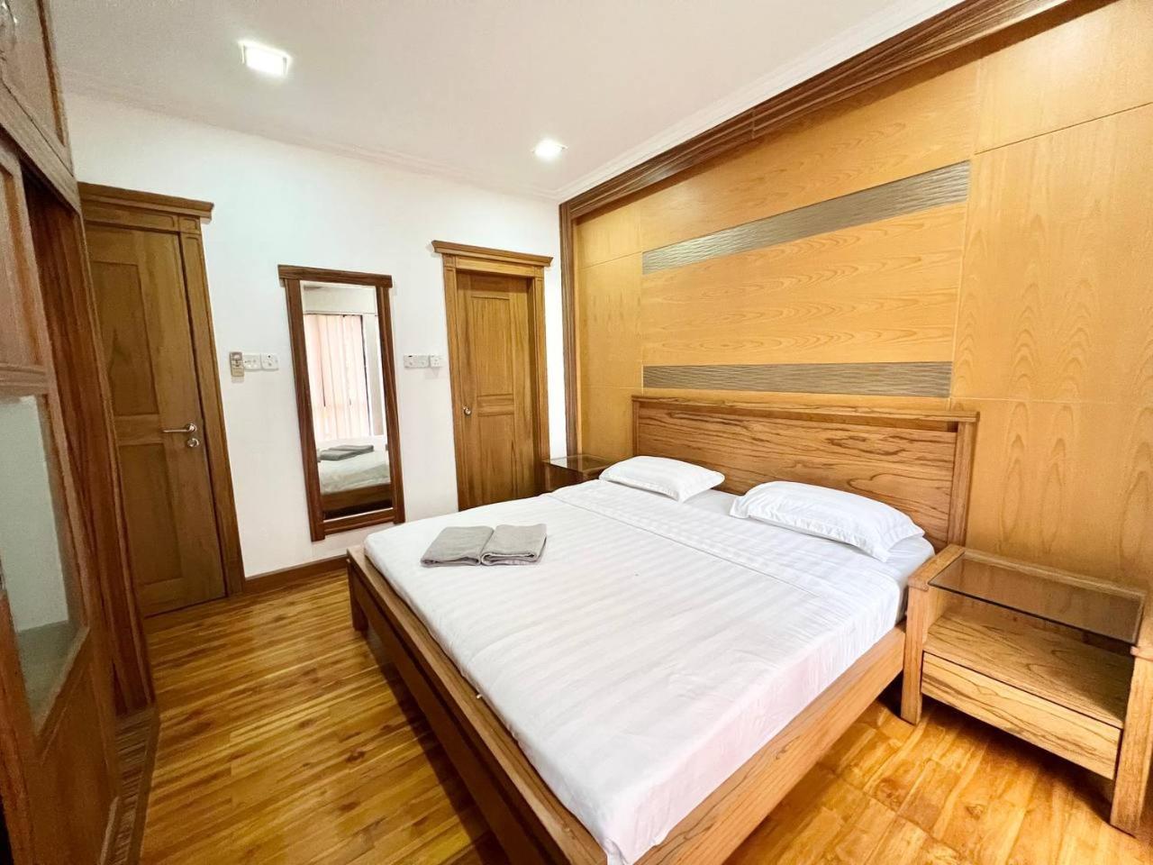 Marina Court Vacation Home 3 Bedrooms - Kota Kinabalu Luaran gambar