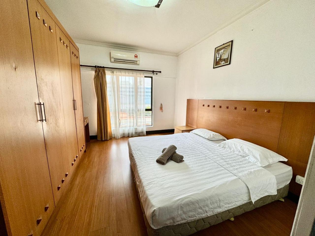 Marina Court Vacation Home 3 Bedrooms - Kota Kinabalu Luaran gambar